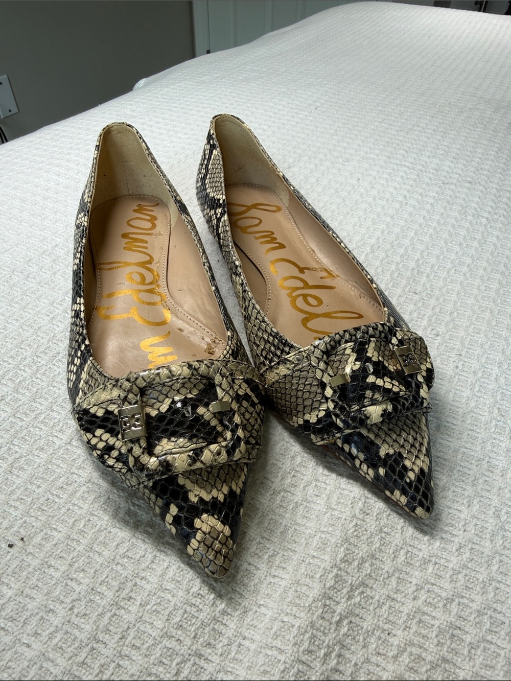 Sam Edelman snakeskin pointed toe buckle flats size 8.5